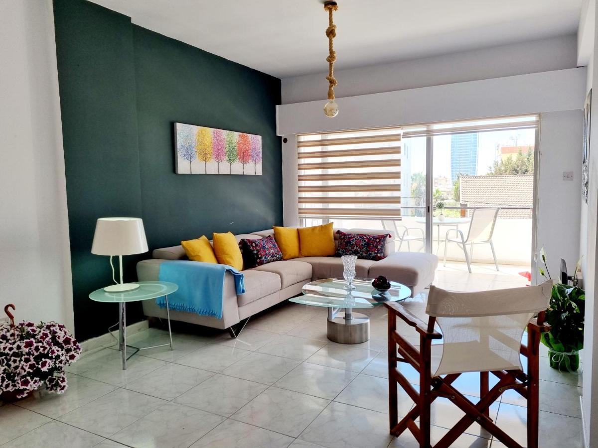 לימסול Ikaros Boutique Apartment מראה חיצוני תמונה