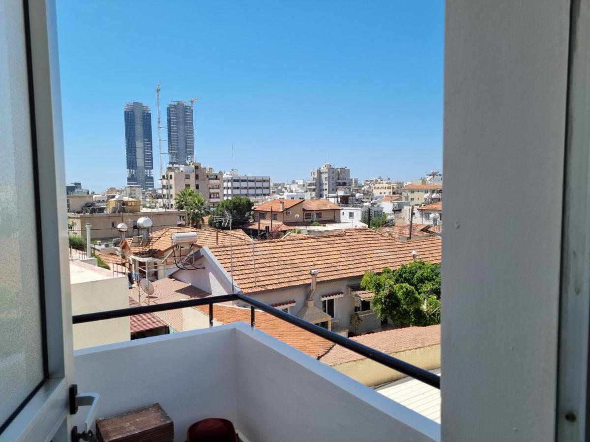 לימסול Ikaros Boutique Apartment מראה חיצוני תמונה